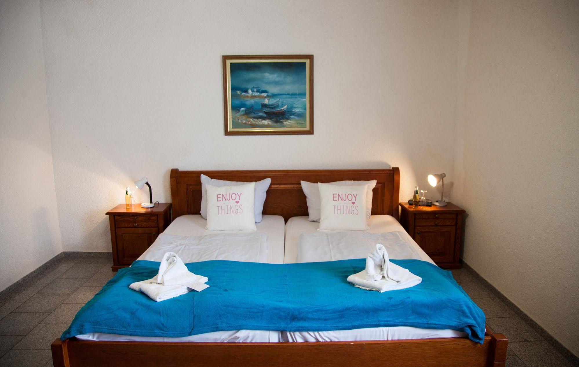 Hotel Atlantis Ramstein-Miesenbach Luaran gambar