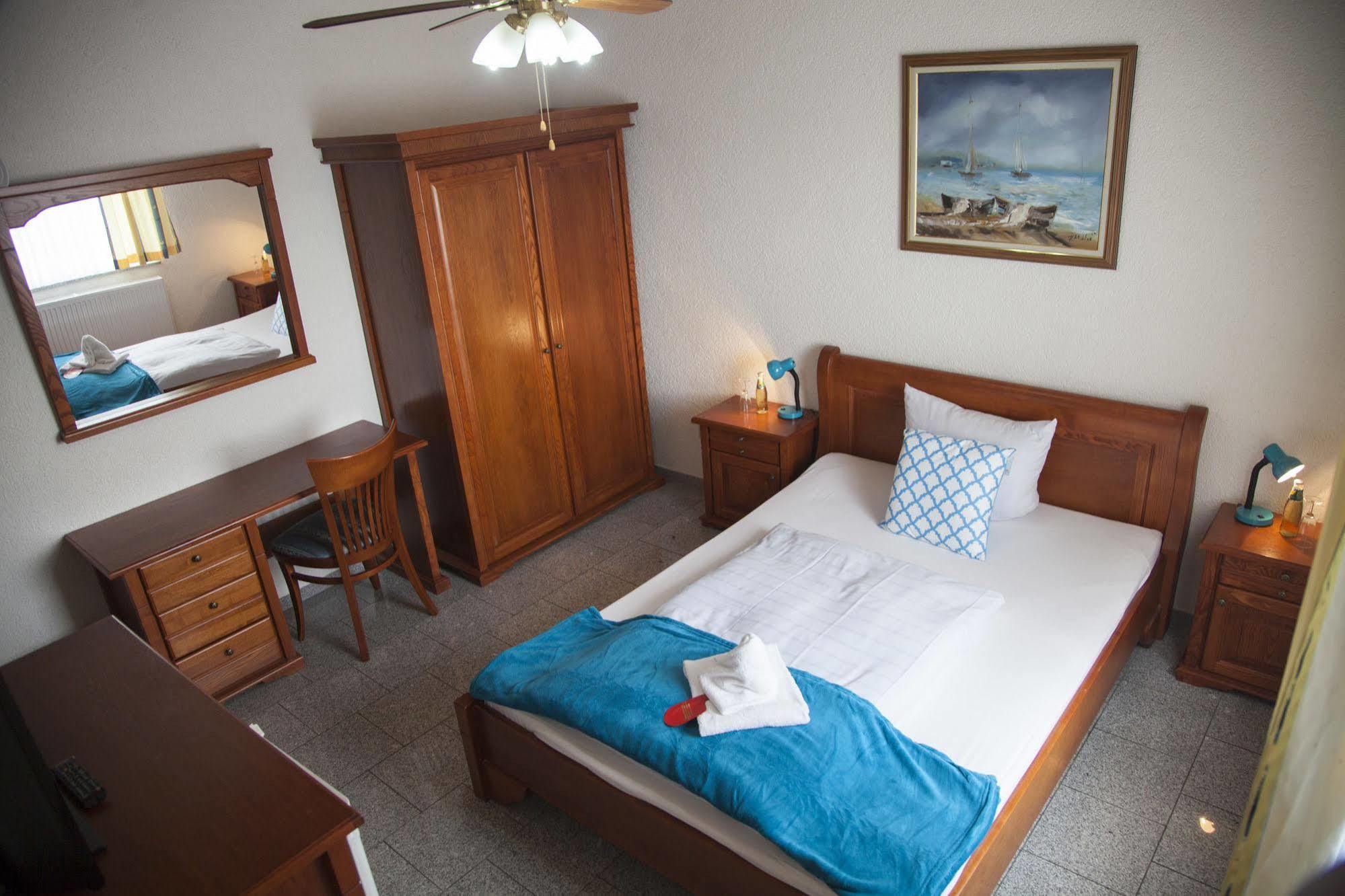 Hotel Atlantis Ramstein-Miesenbach Luaran gambar