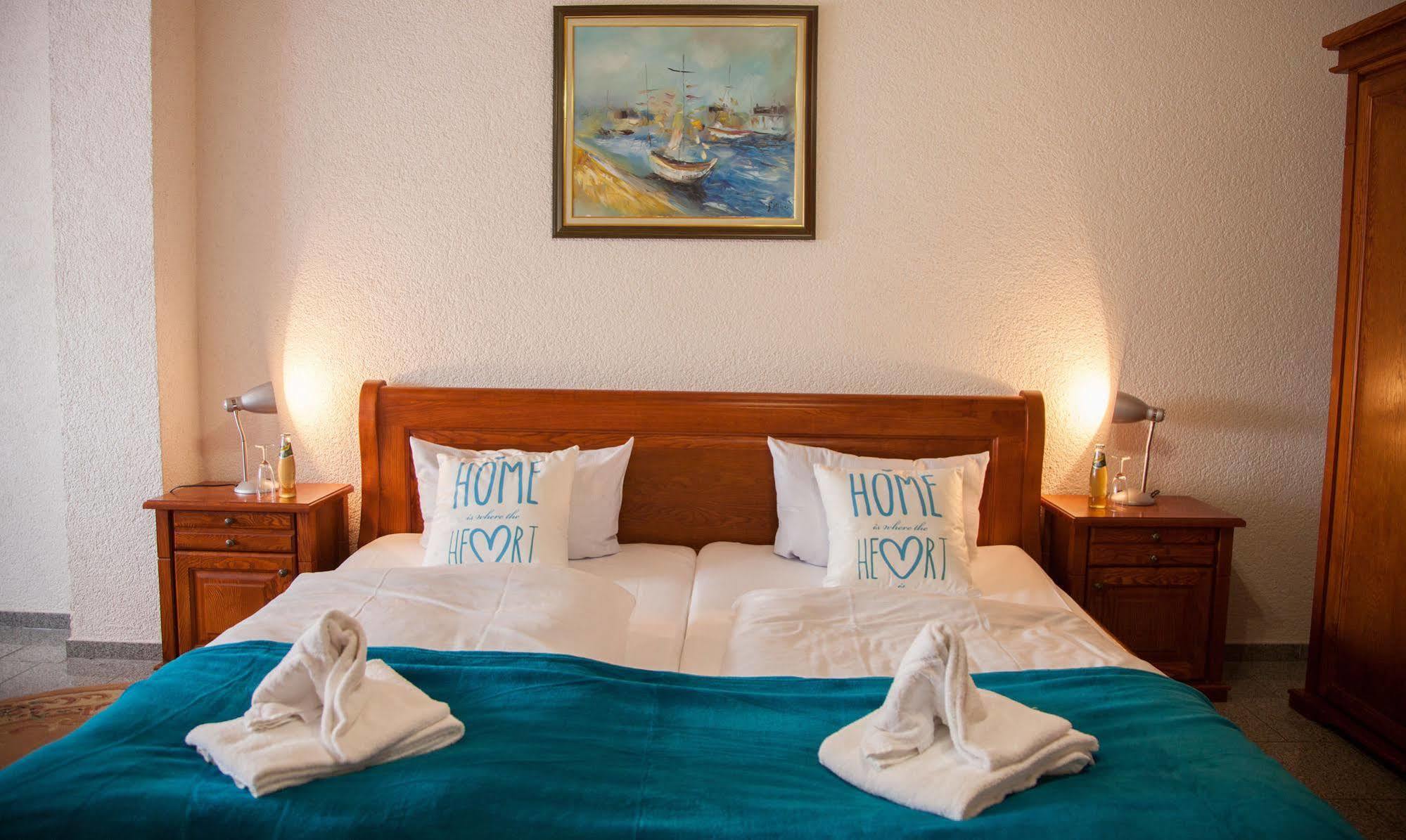 Hotel Atlantis Ramstein-Miesenbach Luaran gambar